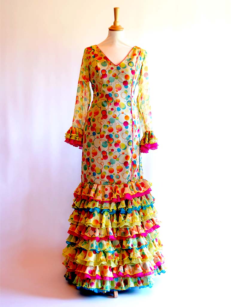traje de flamenca diseñadora